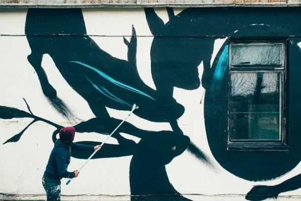 В Чернобыле появился стрит-арт В Чернобыле появился стрит-арт