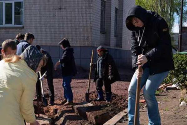 В Кривом Роге на месте снесенного Ленина нашли первый каменный храм города В Кривом Роге на месте снесенного Ленина нашли первый каменный храм города