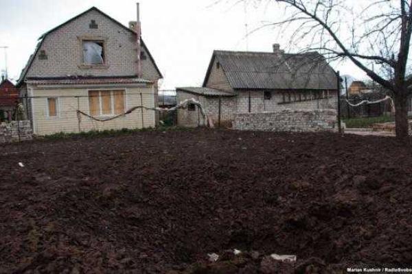 Как сейчас выглядит полуразрушенный поселок Зайцево на окраине Горловки