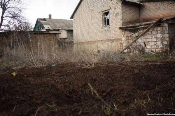 Как сейчас выглядит полуразрушенный поселок Зайцево на окраине Горловки