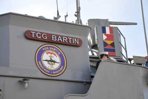 В Одессе пришвартовались два мощных военных корабля из Турции: фоторепортаж