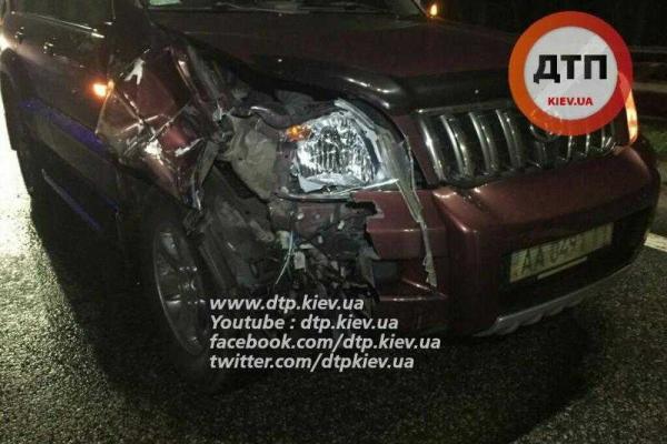 Смертельное ДТП под Киевом на Бориспольской трассе: погиб пешеход-нарушитель Смертельное ДТП под Киевом на Бориспольской трассе: погиб пешеход-нарушитель