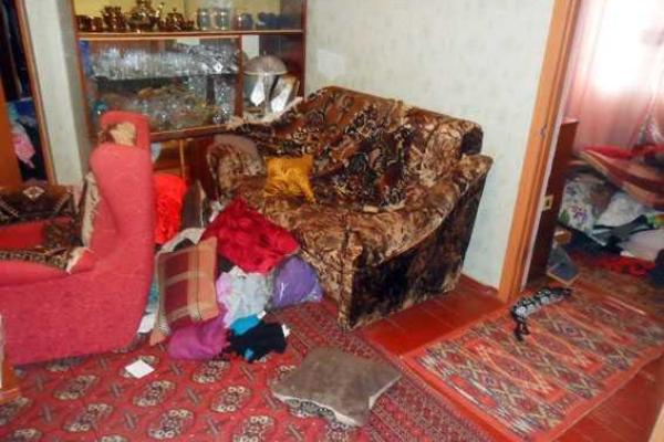 В Торецке убили двух одиноких пенсионерок В Торецке убили двух одиноких пенсионерок