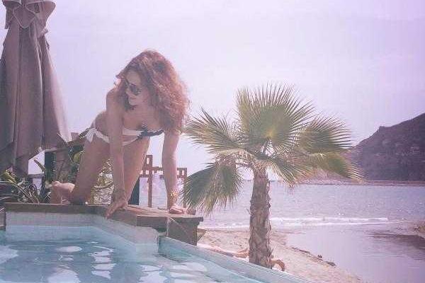 Мать 4-х детей Екатерина Климова поразила поклонников своими фото в бикини