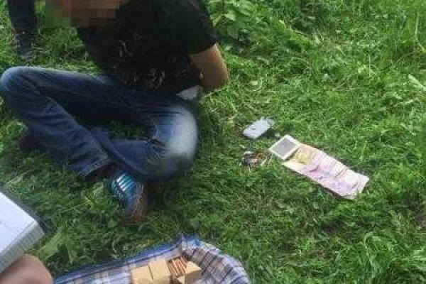 Правоохранители блокировали сбыт крупной партии оружия из зоны АТО Правоохранители блокировали сбыт крупной партии оружия из зоны АТО