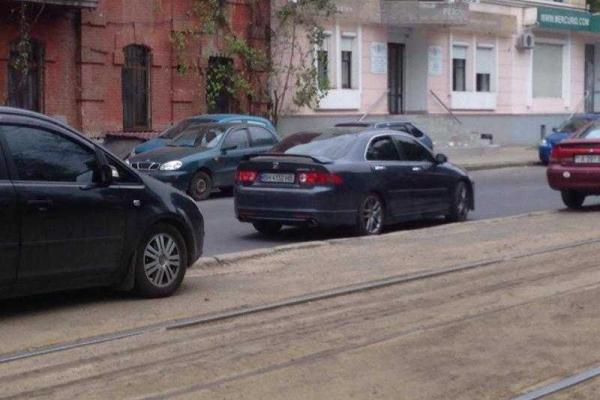 В Одессе неизвестные на авто расстреляли съемочную группу телеканала В Одессе неизвестные на авто расстреляли съемочную группу телеканала