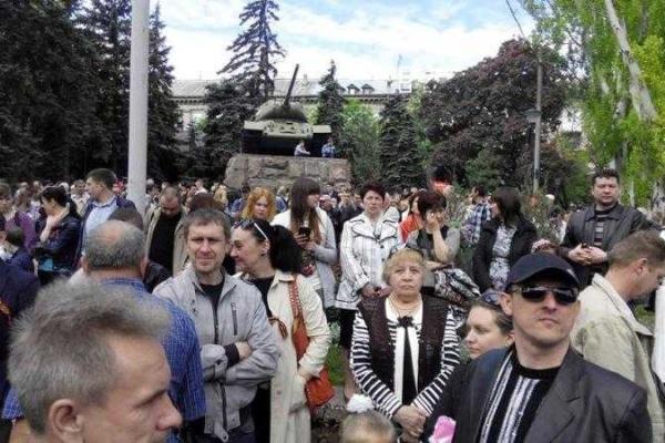 «Парад» в Донецке транслировало украинское издание «Парад» в Донецке транслировало украинское издание