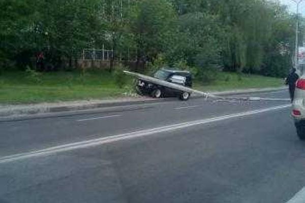 Во Львове женщина попала в ДТП: в машине был ребенок Во Львове женщина попала в ДТП: в машине был ребенок