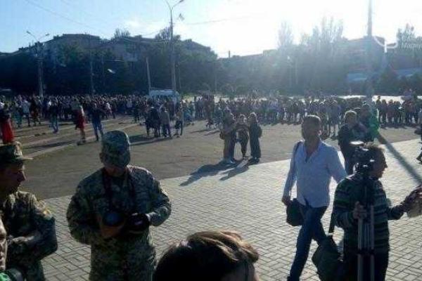 25-тысячная очередь и полный аншлаг: как прошел концерт "Океана Эльзы" в Мариуполе 25-тысячная очередь и полный аншлаг: как прошел концерт "Океана Эльзы" в Мариуполе