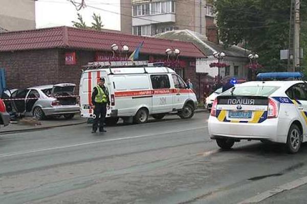 ДТП В Виннице: четверо погибших, за жизнь еще одной девушки борются врачи ДТП В Виннице: четверо погибших, за жизнь еще одной девушки борются врачи