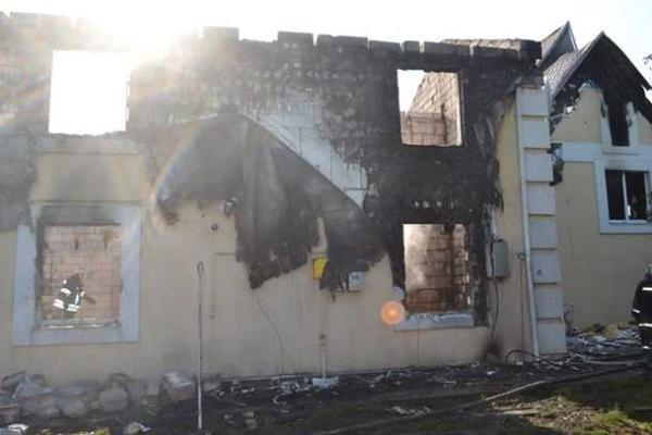 На Киевщине объявлен траур в связи с ужасным пожаром в доме престарелых