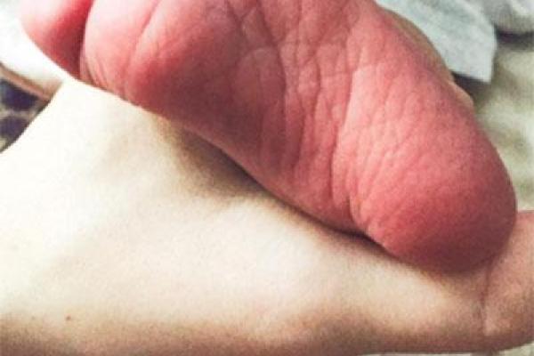 Валерия Гай Германика показала первое фото со своей новорожденной дочерью Валерия Гай Германика показала первое фото со своей новорожденной дочерью