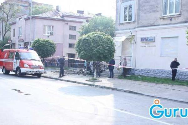 В Стрые взорвался автомобиль, есть погибшие В Стрые взорвался автомобиль, есть погибшие