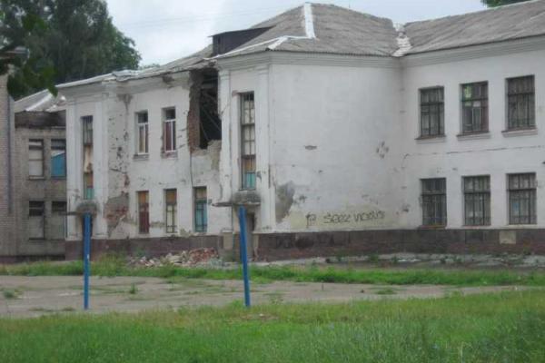 В сети показали, как выглядит район Луганска, где живет Плотницкий В сети показали, как выглядит район Луганска, где живет Плотницкий