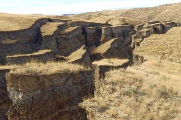 Северная Америка начала раскалываться надвое