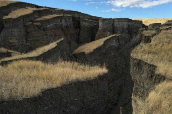 Северная Америка начала раскалываться надвое