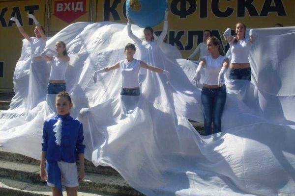 В рубежном прошел митинг, посвященный Дню Победы В рубежном прошел митинг, посвященный Дню Победы