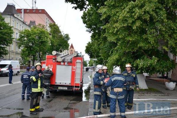 В Киеве из-за пожара эвакуировали Нацполицию В Киеве из-за пожара эвакуировали Нацполицию