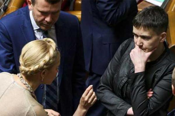 В сети появились кадры спора Тимошенко с Савченко В сети появились кадры спора Тимошенко с Савченко
