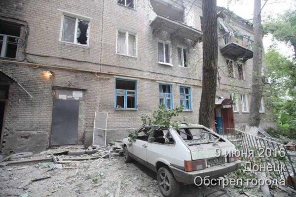 Стали известны подробности обстрела Донецка и Макеевки: есть погибшие Стали известны подробности обстрела Донецка и Макеевки: есть погибшие