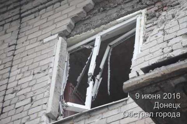 Стали известны подробности обстрела Донецка и Макеевки: есть погибшие Стали известны подробности обстрела Донецка и Макеевки: есть погибшие