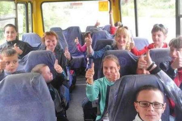 Из-за обстрелов жители Донетчины попросили эвакуировать детей в безопасные места