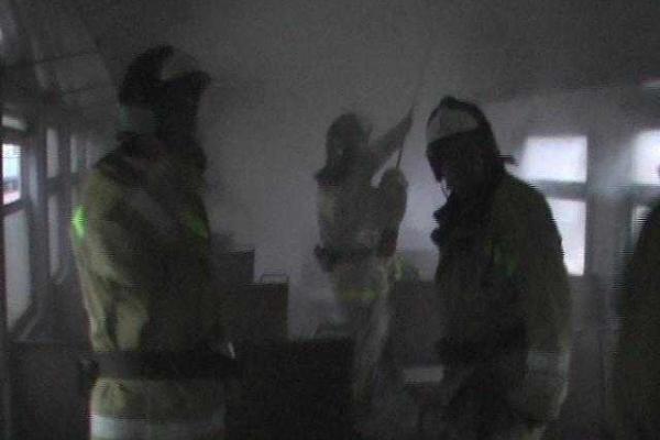 В Луганске загорелся вагон электропоезда В Луганске загорелся вагон электропоезда