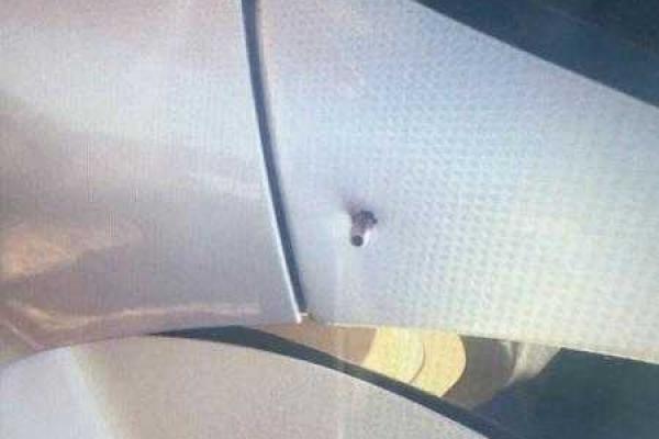 Шкиряк: КПВВ "Марьинка" снова обстреляли, повреждения получил автомобиль "Шевроле"