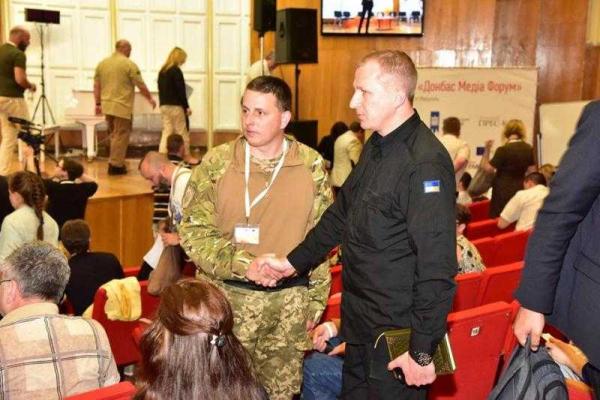 Аброськин: Нужно разделять, кто террорист, а кто оказался заложником вооруженных оккупантов