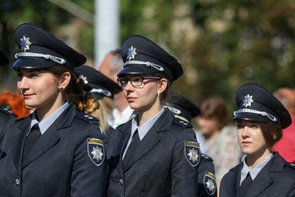 Аваков: Состоялся первый выпуск курсантов Академии МВД для Нацполиции Аваков: Состоялся первый выпуск курсантов Академии МВД для Нацполиции