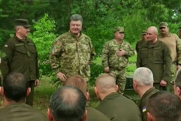 Президент Порошенко встретился с бойцами Нацгвардии Президент Порошенко встретился с бойцами Нацгвардии