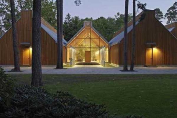 Алла Пугачева устроила своим детям шикарный летний отдых