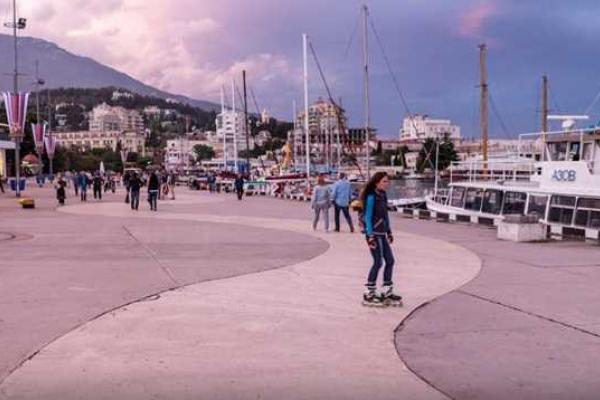 Как изменилась Ялта за 2 года оккупации Крыма Как изменилась Ялта за 2 года оккупации Крыма
