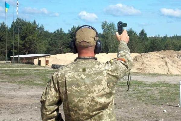 Журналист Майкл Щур выиграл на соревнованиях снайперов Журналист Майкл Щур выиграл на соревнованиях снайперов