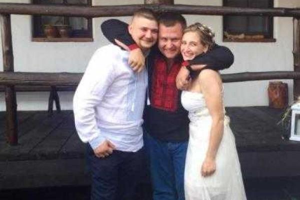 Ярош выдал дочь замуж на даче у Филатова Ярош выдал дочь замуж на даче у Филатова