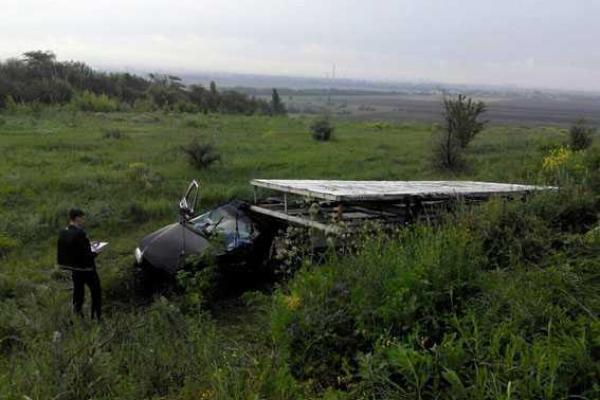 На Донетчине сотрудник криминальной полиции погиб в страшной аварии На Донетчине сотрудник криминальной полиции погиб в страшной аварии