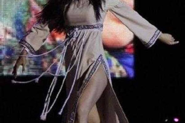 В "ЛНР" выбрали свою королеву красоты: пользователей соцсетей возмутил конкурс пионерок В "ЛНР" выбрали свою королеву красоты: пользователей соцсетей возмутил конкурс пионерок