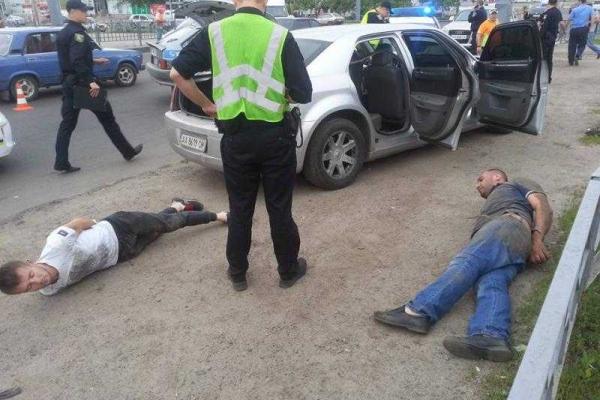 В Харькове злоумышленники пытались похитить девушку 