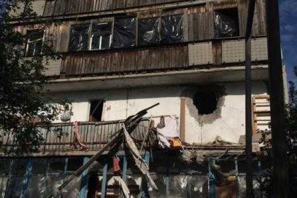 Жительница Красногоровки показала, что стало с ее домом после обстрела