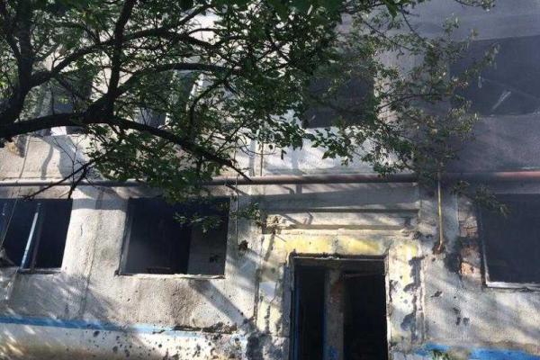 Жительница Красногоровки показала, что стало с ее домом после обстрела