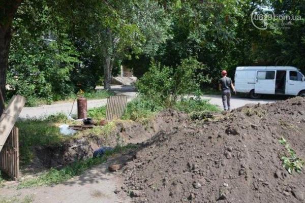 Жители Мариуполя вышли на митинг, проведя 38 часов без электричества