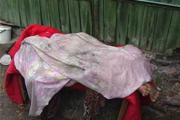 В Луганске погиб 6-летний мальчик, который днями находился дома один 