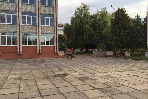 Во Львове неизвестные люди проникли на территорию строительной площадки Во Львове неизвестные люди проникли на территорию строительной площадки