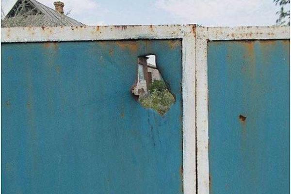 Появились фото разрушений в Авдеевке в результате обстрела Появились фото разрушений в Авдеевке в результате обстрела