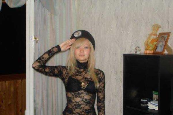 Фото обнаженных министров "ДНР" и "ЛНР" вызвали огромный ажиотаж в Сети Фото обнаженных министров "ДНР" и "ЛНР" вызвали огромный ажиотаж в Сети