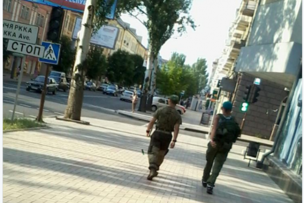 Дончане массово публикуют в сети фото российских оккупантов Дончане массово публикуют в сети фото российских оккупантов