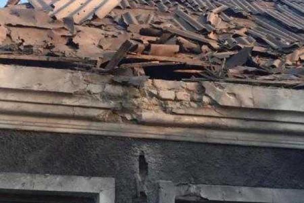 Появились фото последствий боя в Донецке Появились фото последствий боя в Донецке