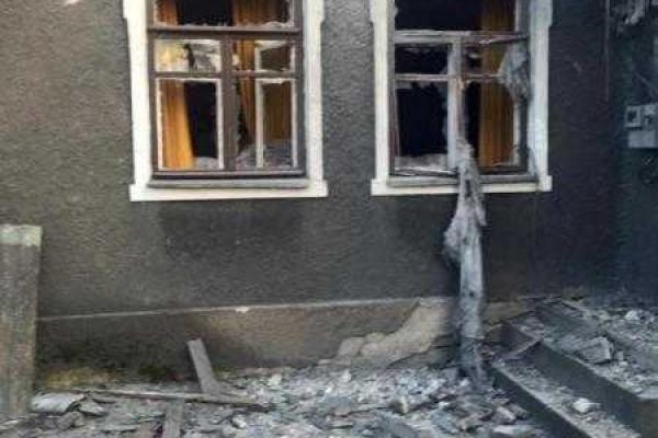 Появились фото последствий боя в Донецке Появились фото последствий боя в Донецке