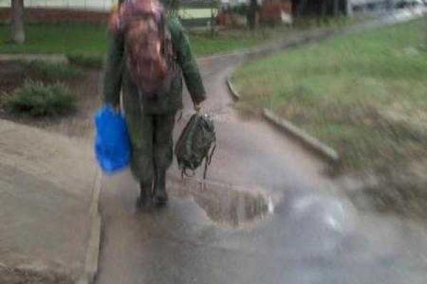 Дончане массово публикуют в сети фото российских оккупантов Дончане массово публикуют в сети фото российских оккупантов