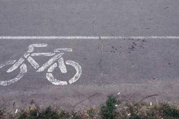 В Мариуполе полицейский хотел остановить драку, но получил серьезное ножевое ранение В Мариуполе полицейский хотел остановить драку, но получил серьезное ножевое ранение